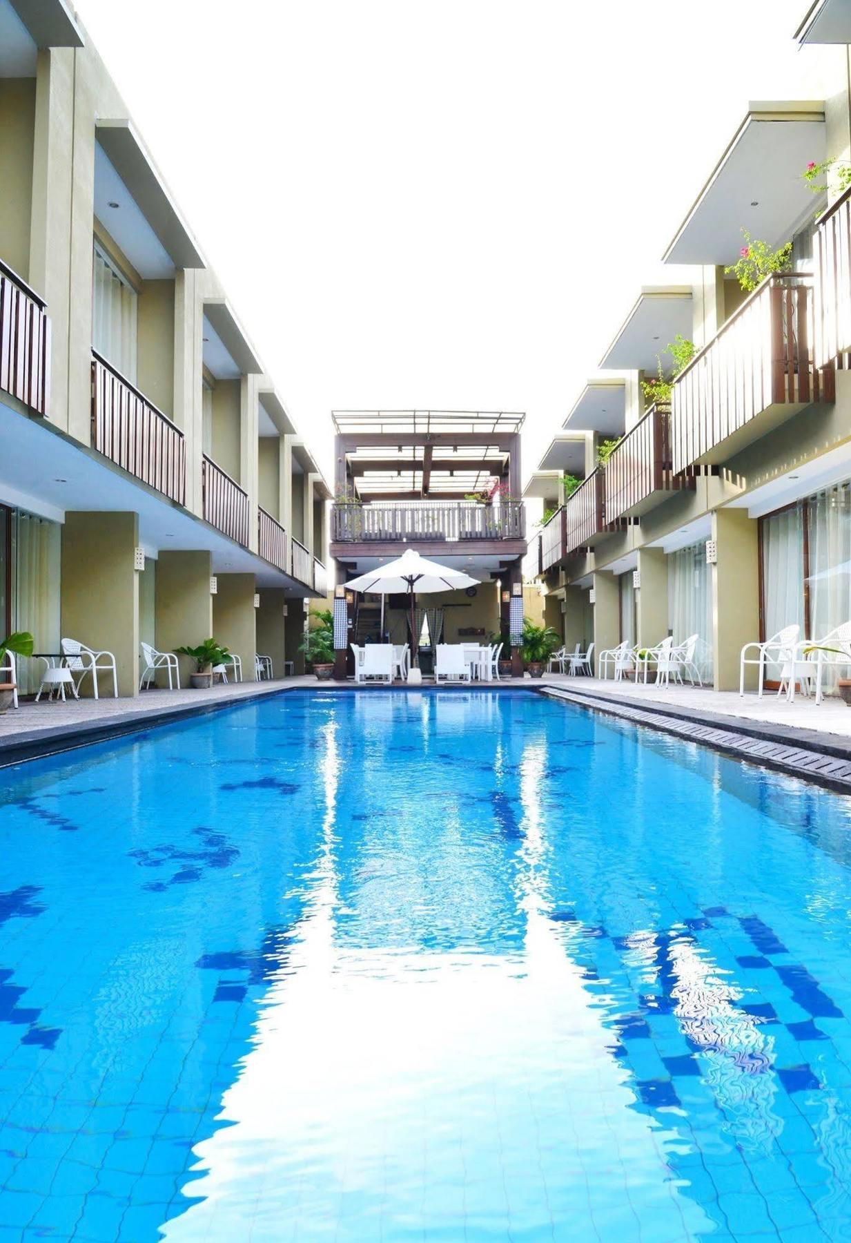 Devata Suites And Residence Legian  Ngoại thất bức ảnh